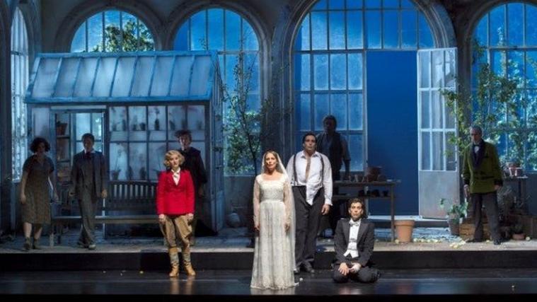 Susanna (Anna Prohaska), Comtessa Almaviva (Anett Fritsch), Figaro (Adam Plachetka) und der Conte Almaviva (Luca Pisaroni) - Foto: Walz