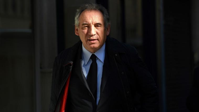 Frankreichs Justizminister Francois Bayrou tritt zurück.
