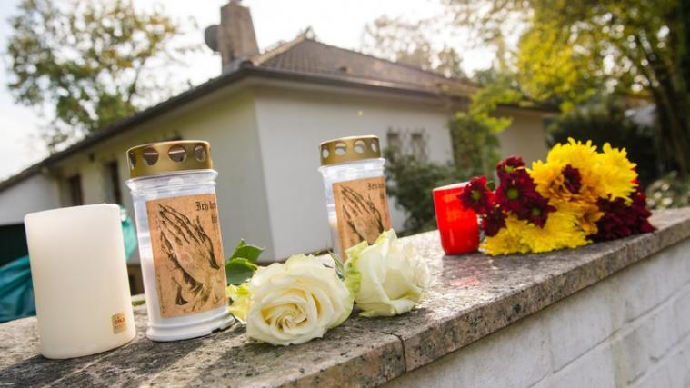 Nun ist auch das letzte Fragezeichen geklärt: Die gefundene Frauenleiche in der Nähe des Bungalows in Wedel wurde als die gesuchte Mutter der beiden getöteten Kinder identifiziert.