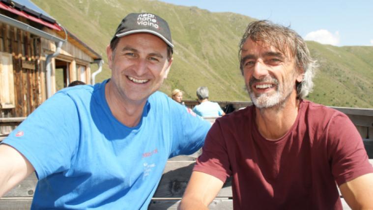 Moderator Alex Ploner und Hüttenwirt Alfred Stoll