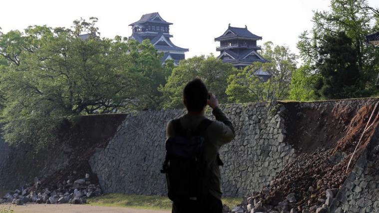 Bei einem Erdbeben in Japan verloren mindestens 9 Personen ihr Leben.