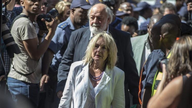 June und Barry Steenkamp, die Eltern von Reeva