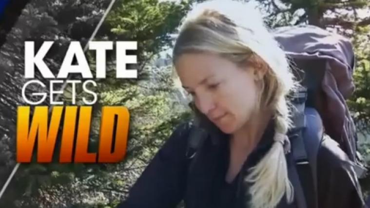 Kate Hudson muss sich abseilen. Mitten in den Sextner Dolomiten.