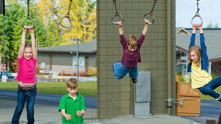 Für die Rechtssprechung ist klar: Je kleiner die Kinder, desto strenger muss die Aufsichtspflicht gehandhabt werden. Bild: Shutterstock
