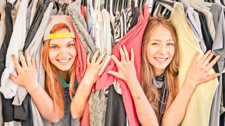 Ein Flohmarkt von Mädchen für Mädchen – das ist das Konzept, das einige Mädchen der Pfarrei Bozen Dom nun auch nach Bozen bringen. (Symbolbild)