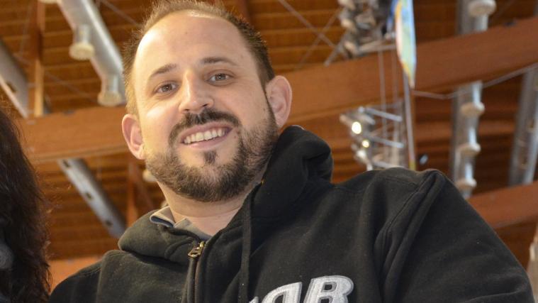 Markus Meraner, Manager des HC Bozen, in der Eiswelle.