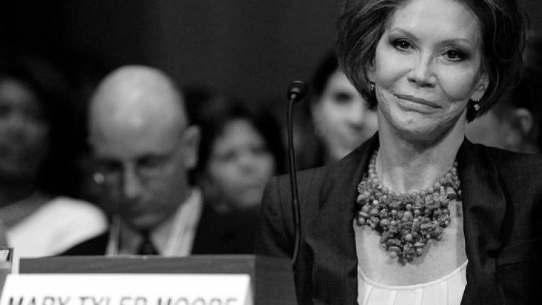 Im Jahr 2011 musste sich Mary Tyler Moore wegen eines Tumors einer Gehirnoperation unterziehen. - Archivbild