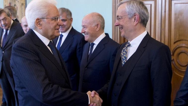 Staatspräsident Sergio Mattarella hat Athesia-Direktor Michl Ebner ausgezeichnet.