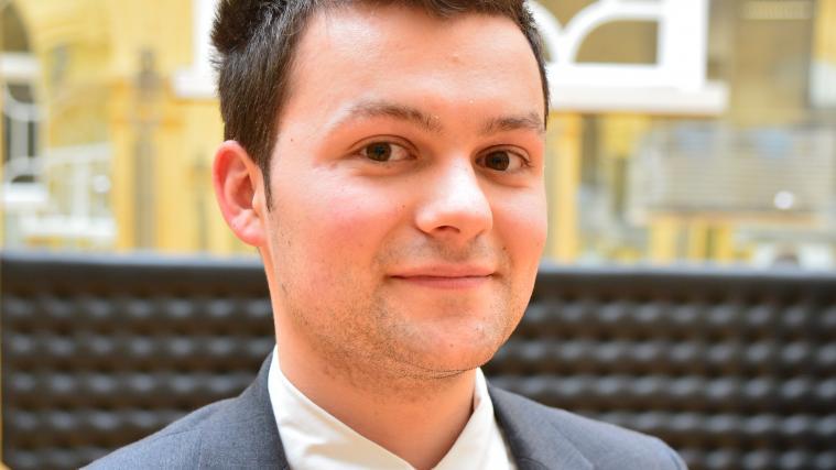 Der Vorsitzende des Landesbeirates der Schüler, Matthias von Wenzl, fordert mehr Mitspracherecht für Schüler.