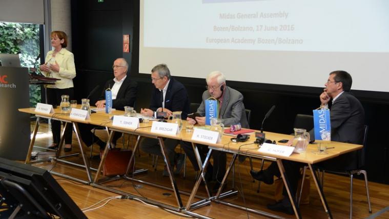 Landesrätin Martha Stocker hielt den Eröffnungsvortrag bei der MIDAS-Generalversammlung. Foto: DLife