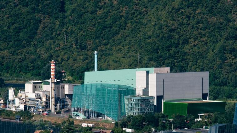 Es steht noch nicht fest, ob Klärschlamme künftig in der Restmüllverwertungsanlage in Bozen aufbereitet werden. - Foto: LPA/ohn