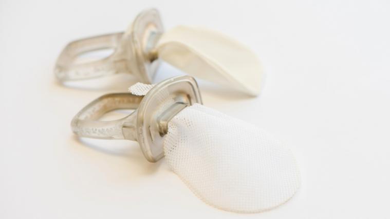Die Idee für den Mundpflege-Sauger - genannt "Medical Soother" - stammt von Tertiarschwester Mirjam Volgger.