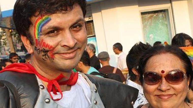 Padma Iyer gab für ihren homosexuellen Sohn eine Heiratsanzeige auf.