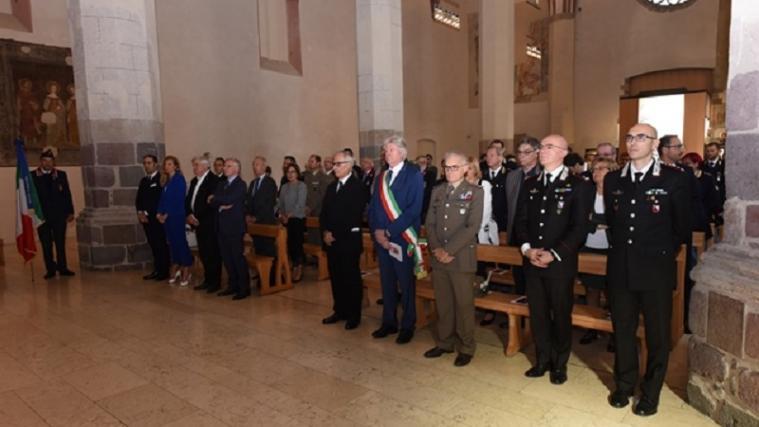In der Dominikanerkirche wurde ein Gottesdienst gefeiert. - Foto: Quästur Bozen