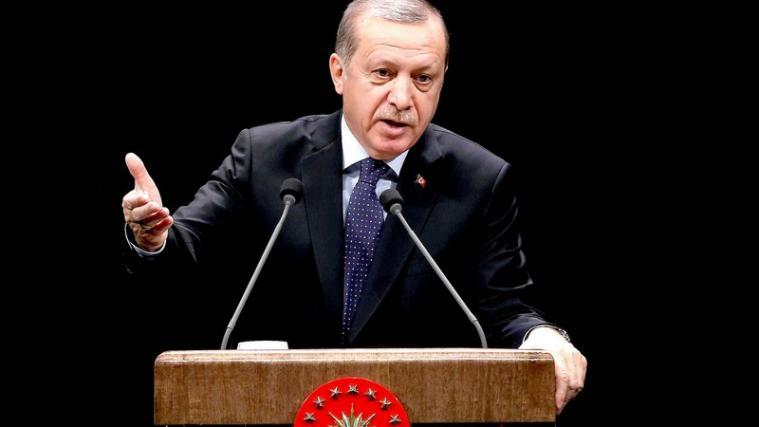 Der türkische Präsident Recep Tayyip Erdogan droht damit, die Grenzen für die Flüchtlinge zu öffnen, sollte die EU sich weiterhin weigern, mit den Beitrittsgesprächen weiterzumachen.