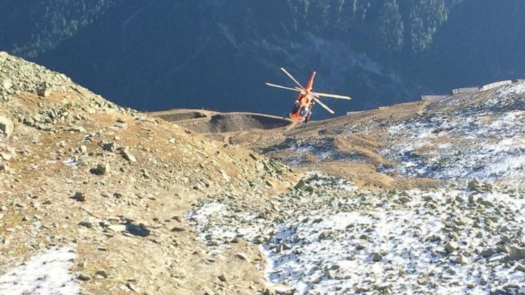 Die Bergretter der Südtiroler Berg- und Höhlenrettung CNSAS Trafoi wurden mit dem Rettungshubschrauber Pelikan 1 zur Unfallstelle gebracht. - Foto: Südtiroler Berg- und Höhlenrettung CNSAS