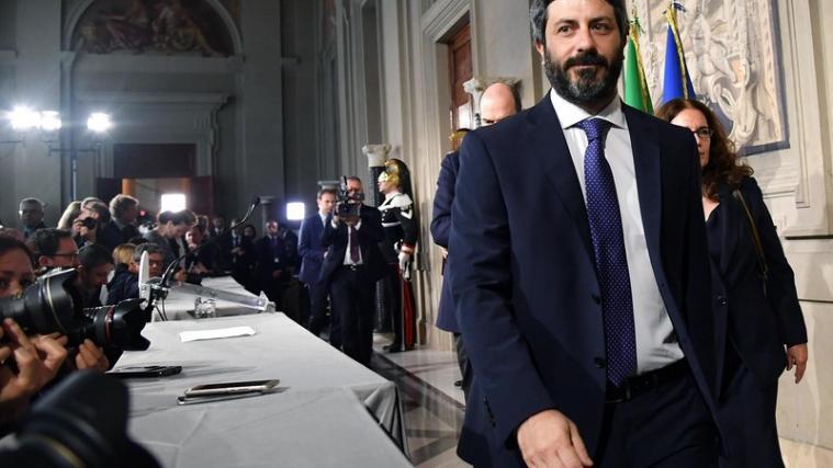 Der mit Sondierungsgesprächen zur Regierungsbildung beauftragte Präsident der italienischen Abgeordnetenkammer Roberto Fico startet am Dienstag Gespräche mit der Demokratischen Partei (PD). - Foto: Ansa