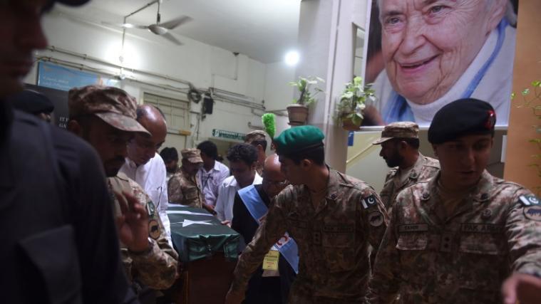 Die 87-jährige deutsche Nonne Ruth Pfau wurde in Pakistan mit einem Staatsbegräbnis beigesetzt.