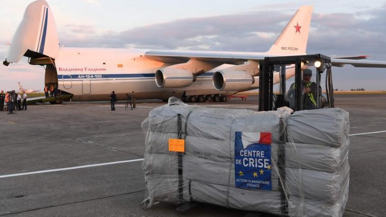 Russland und Frankreich haben gemeinsam Hilfsgüter nach Syrien geschickt.