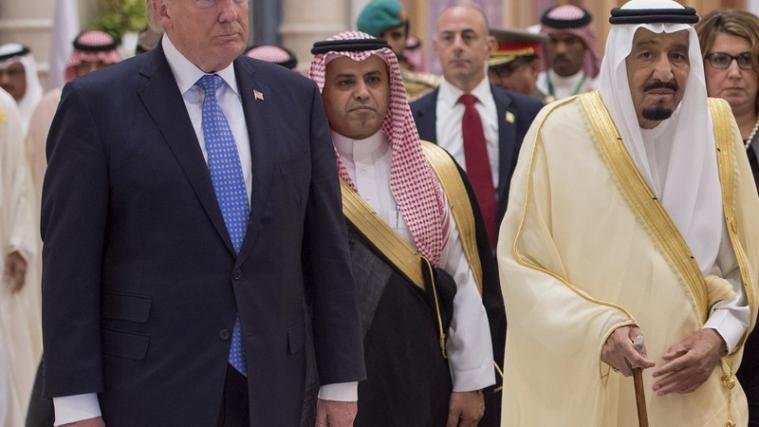 Trump will muslimische Länder zu Kampf gegen Extremismus aufrufen.