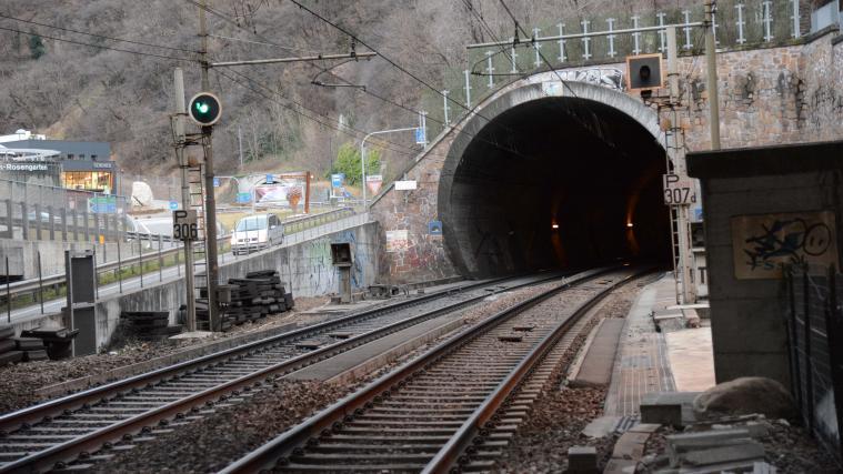 Der Tunnel in Kardaun