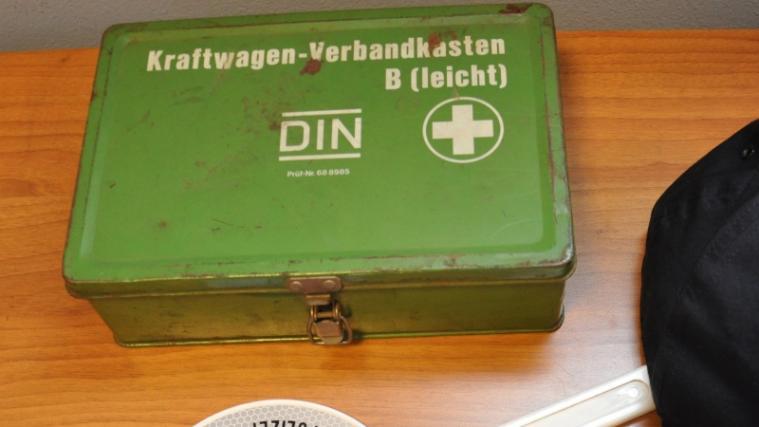 Der vom Einbrecher entwendete alte Verbandskasten. - Foto: Quästur