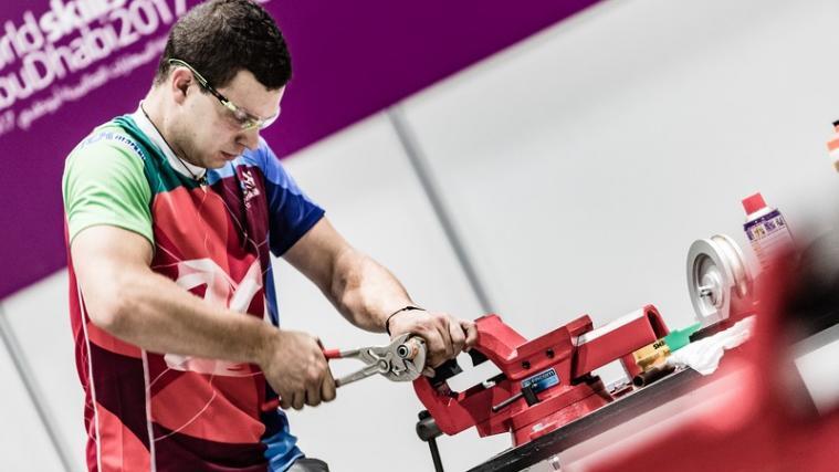 Installateur Patrick Kienzl lässt sich nicht aus der Ruhe bringen. - Foto: World Skills