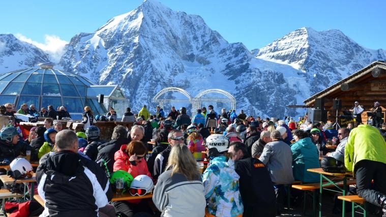 Auf ein einzigartiges Panorama und jede Menge Spaß dürfen sich die Besucher auf der Madritsch Hütte freuen.