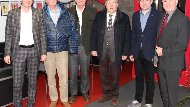 Foto (von links): Bezirkspräsident Wolfgang Alber, die Promotoren Harald Gretzer, Manfred Ebner und Peter Gliera, Geschäftsführer Andreas Mair und Präsident Leo Tiefenthaler.