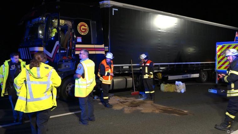Ein betrunkener Lastwagenfahrer hielt die Menschen bei Darmstadt in Atem. - Foto: dpa