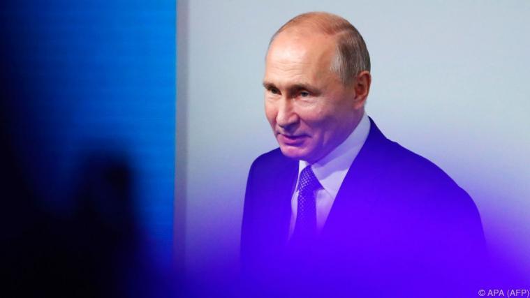 Putin unterzeichnete Gesetzesentwurf, der ihm Entscheidungsgewalt gibt Foto: APA (AFP)