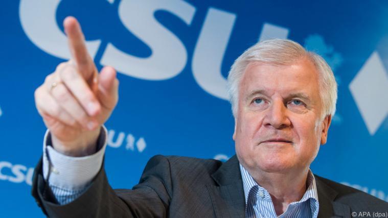 Seehofer tritt für Rückweisung ein Foto: APA (dpa)