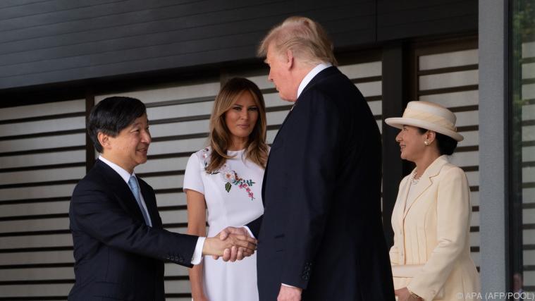 Trump ist der erste Staatsgast seit Naruhitos Thronbesteigung. - Foto: APA (AFP/POOL)