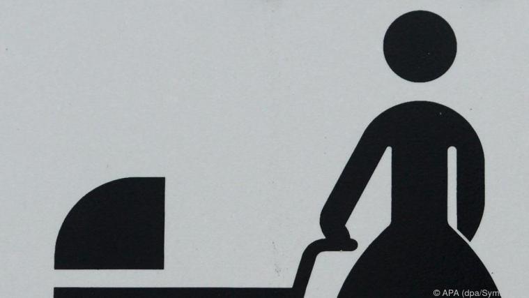 Die Frau belud den Kinderwagen mit über 100 Kilogramm Münzen. - Foto: APA (dpa/Symbolbild)