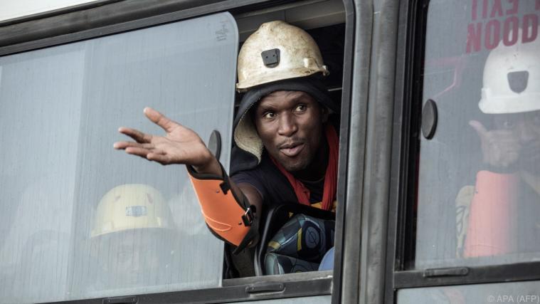 Erleichterung bei den Minenarbeitern Foto: APA (AFP)