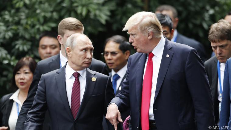 Putin und Trump beim APEC-Gipfel in Vietnam Foto: APA (AFP)