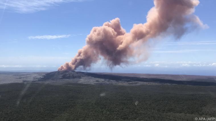 Der Vulkan Kilauea ist seit Tagen verstärkt aktiv. - Foto: APA (AFP)