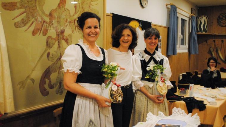 Tracht Tragen Tracht Pflegen In Gries