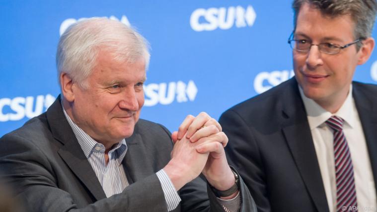 Seehofer nannte keinen konkreten Zeitpunkt Foto: APA (dpa)