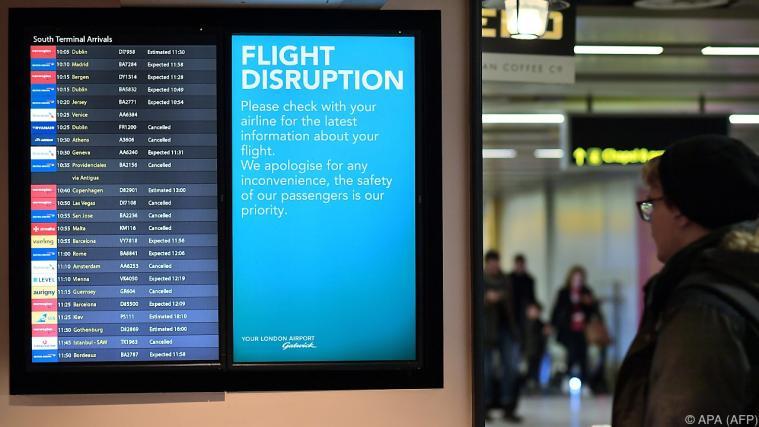 Wieder Ausfälle am Londoner Flughafen Gatwick Foto: APA (AFP)