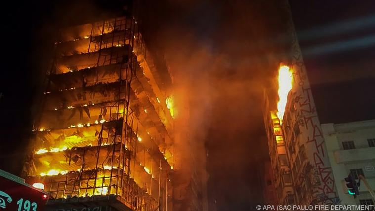 Medienberichten zufolge kam ein Mensch ums Leben Foto: APA (SAO PAULO FIRE DEPARTMENT)