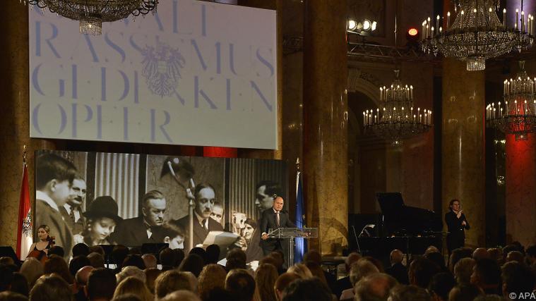 Gedenkveranstaltung gegen Gewalt und Rassismus in der Hofburg. - Foto: APA