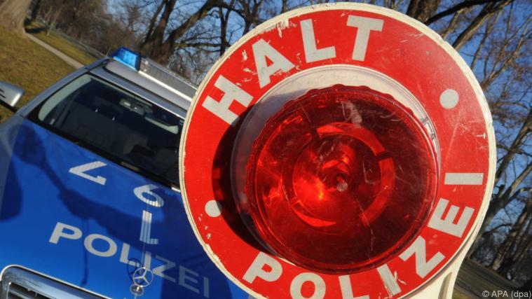 Polizei stoppte den Mann erst nach 30 Kilometern Foto: APA (dpa)