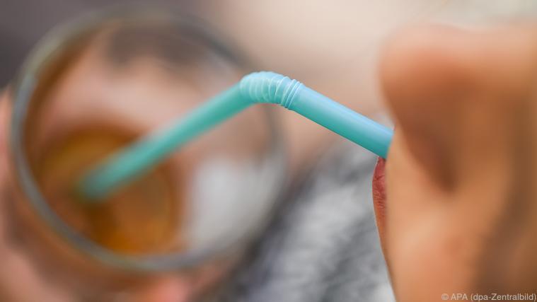 Plastikstrohhalme dürften bald der Vergangenheit angehören Foto: APA (dpa-Zentralbild)