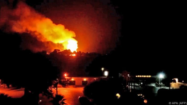 Die Ursache der Explosionsserie ist unklar Foto: APA (AFP)