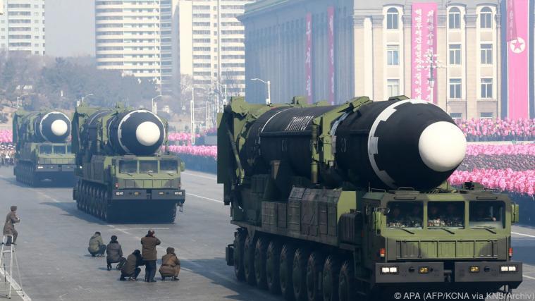 Nordkorea demonstriert seine militärische Macht Foto: APA (AFP/KCNA via KNS/Archiv)