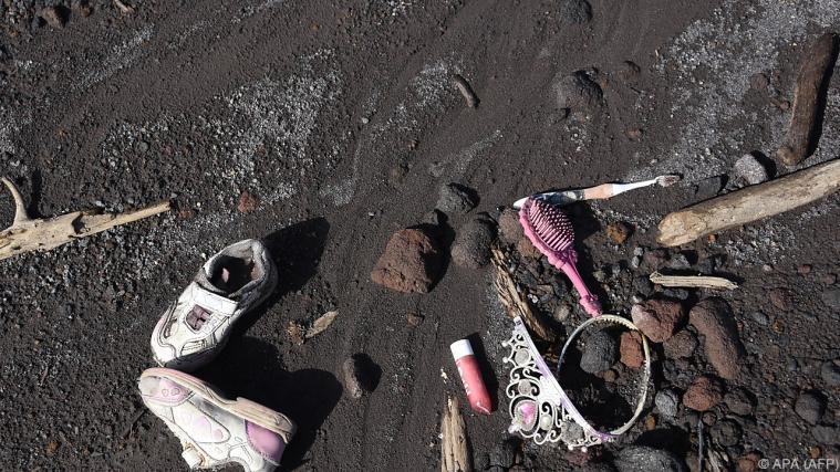 Ein Fortsetzen der Suche nach Opfern des Vulkans wäre zu gefährlich. - Foto: APA (AFP)