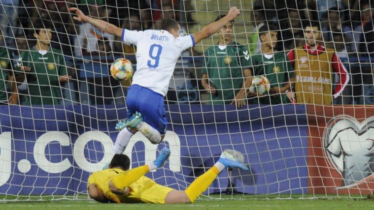 Andrea Belotti im Torjubel © AP / Hakob Berberyan