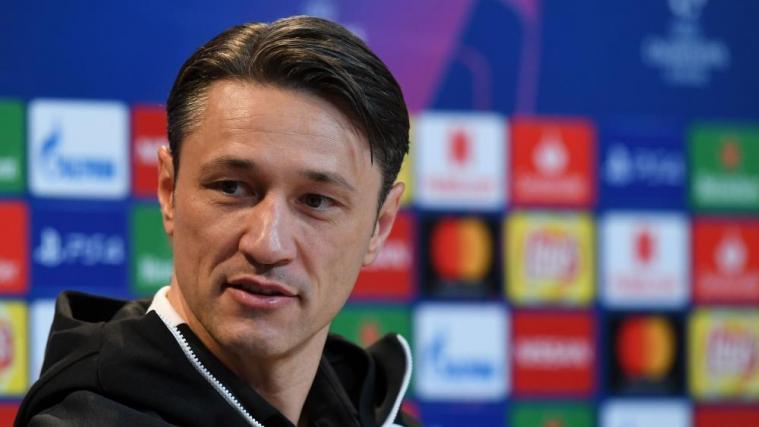 Niko Kovac spürt den Rückhalt der Bayern-Bosse © APA/afp / CHRISTOF STACHE
