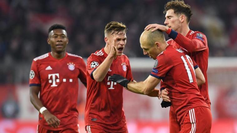 Riesenjubel beim FC Bayern nach dem Kantersieg über Benfica. © APA/afp / CHRISTOF STACHE